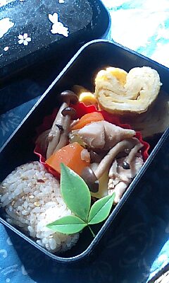 夏至の頃の幼稚園児のための和風弁当