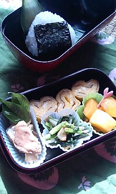 花筏の頃の幼稚園児のための和風弁当