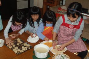 いろんなお豆を味比べ！小学生の食育教室