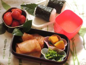 桜満開の頃の小学生・学童のための和風弁当