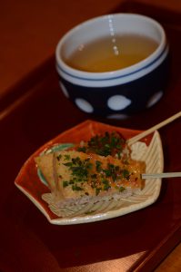 小学生の食育で、お正月の飾り物の話とおせち作り